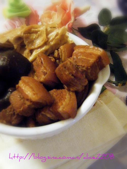 腐竹香菇红烧肉的做法