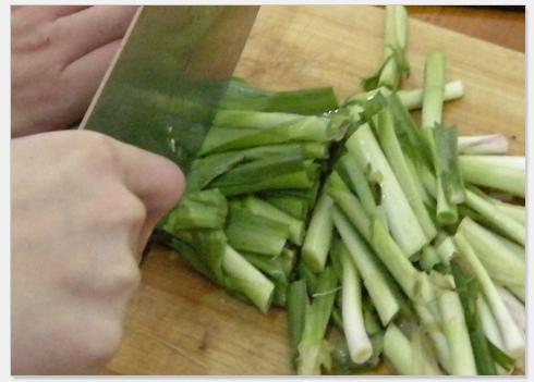 大蒜猪肚的做法