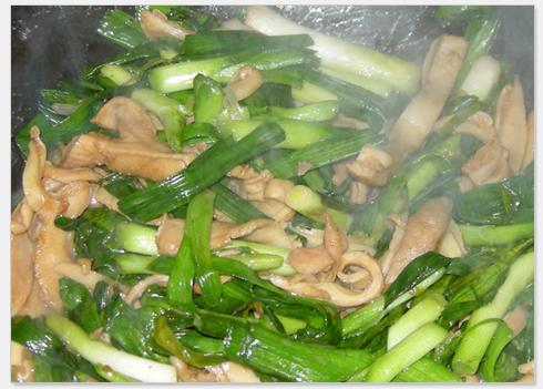 大蒜猪肚的做法