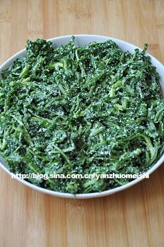 粉蒸茼蒿的做法