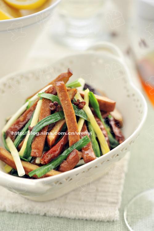 豆干辣炒双韭的做法