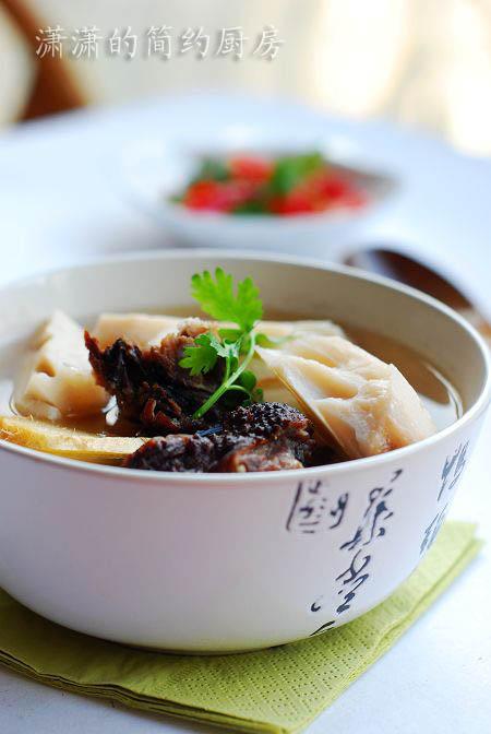 腊鸭焖藕的做法