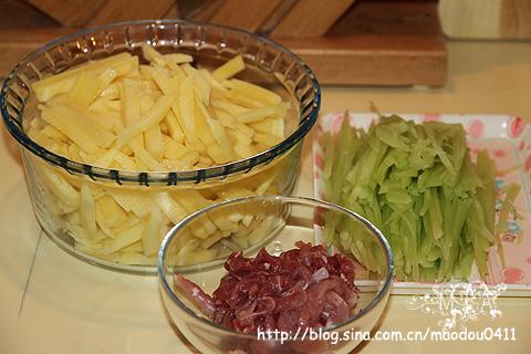 莴笋土豆条的做法