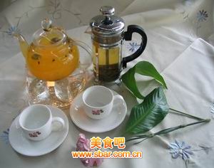 清火清香 泡壶热桔茶的做法