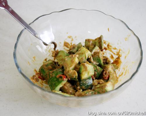 麻酱蒜泥拌黄瓜的做法