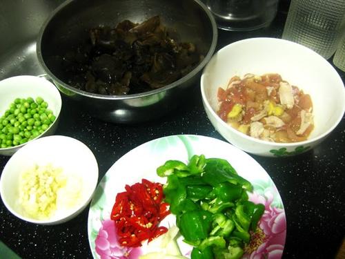 ��ľ�������ȵ�����