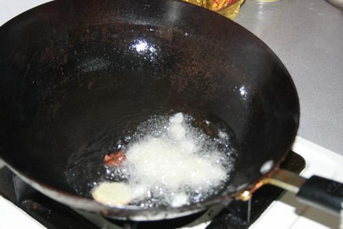 ɽҩ���Źǵ�����