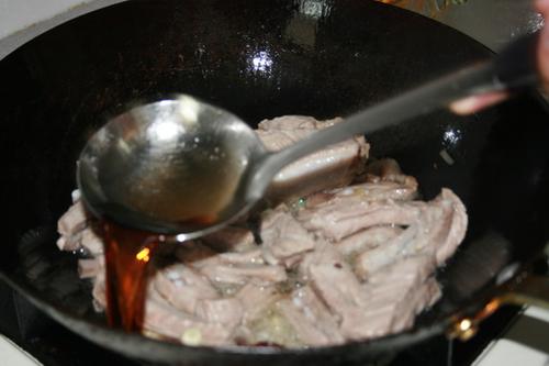 ɽҩ���Źǵ�����