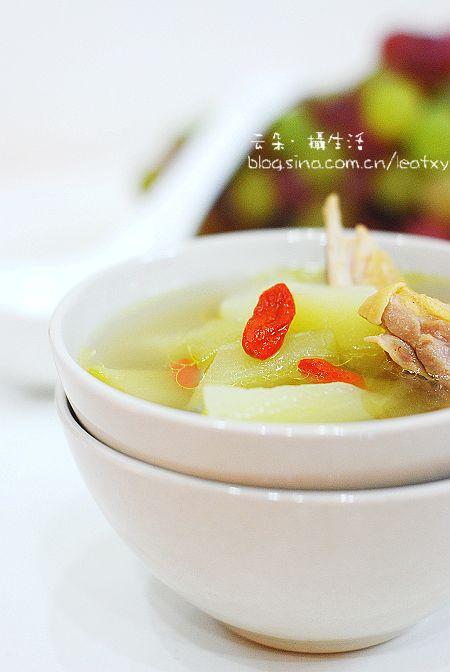 佛手瓜枸杞炖土鸡的做法