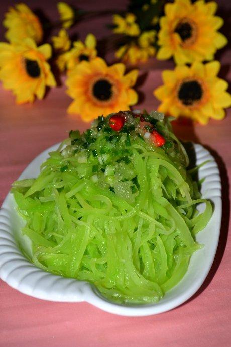 白灼莴苣的做法