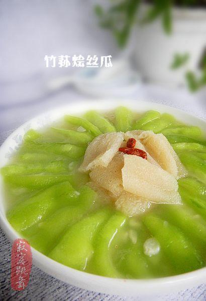 竹荪烩丝瓜的做法