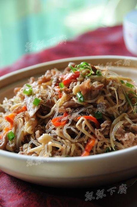 沙茶肥牛粉丝煲(的做法