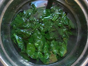 鸡蛋烤菠菜的做法