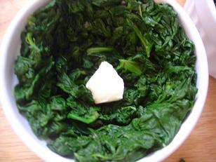 鸡蛋烤菠菜的做法