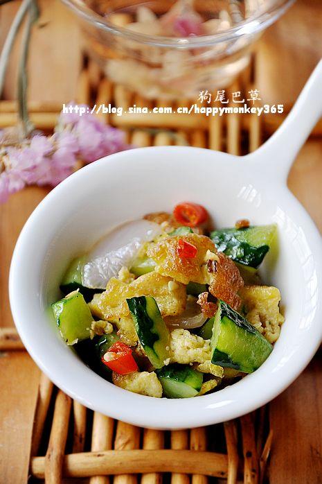 洋葱黄瓜炒鸡蛋的做法