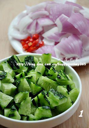 洋葱黄瓜炒鸡蛋的做法