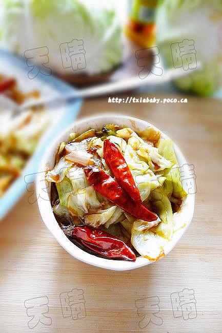 炝炒酸辣手撕圆白菜的做法