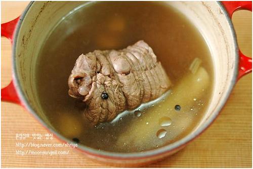 ��ʽţ��Ƭ���̵�����