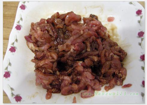 韭黄炒肉丝的做法