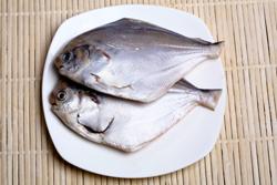 家常红烧平鱼的做法