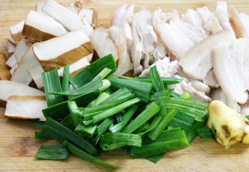 香干小炒肉的做法