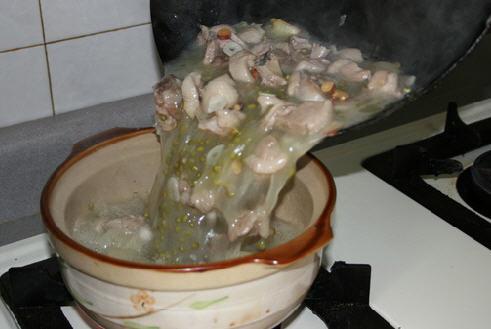 绿豆炖鸭的做法