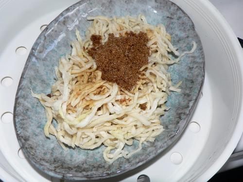 蒸萝卜干丝的做法