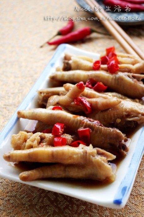 ������צ������