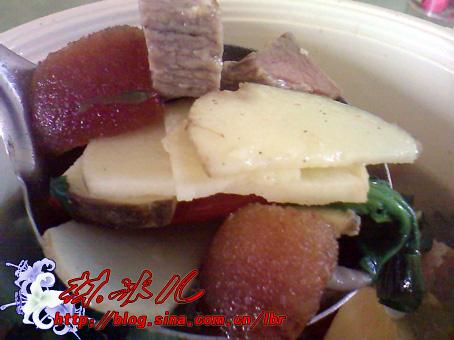 慈菇炖腊肉的做法