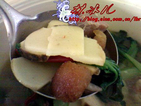 慈菇炖腊肉的做法