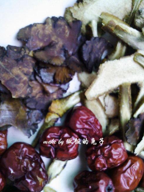 桑寄生鱼头汤的做法