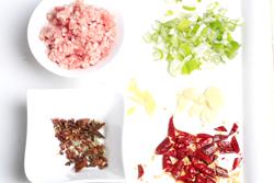 雪里蕻炒黄豆的做法