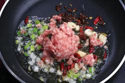 雪里蕻炒黄豆的做法