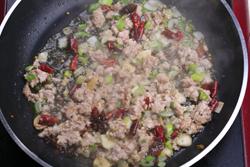 雪里蕻炒黄豆的做法