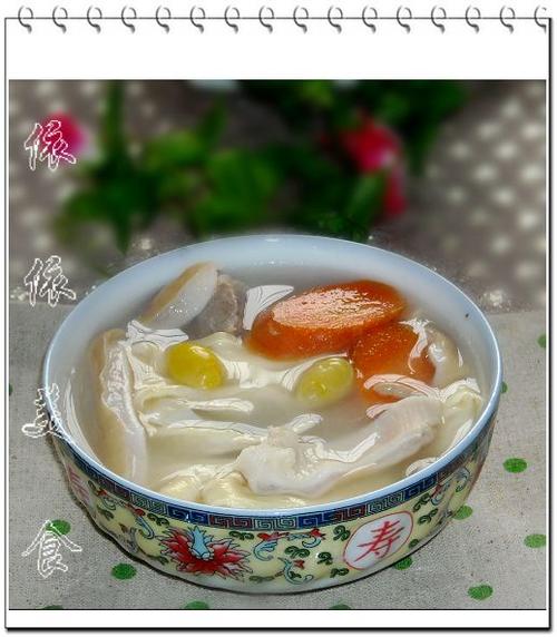 腐竹白果胡椒猪肚汤的做法