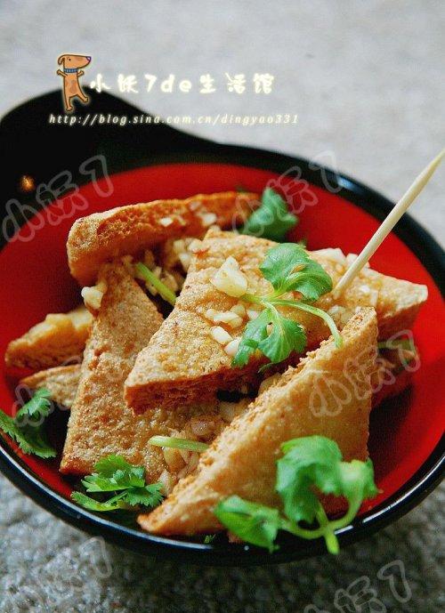 蒜汁臭豆腐的做法