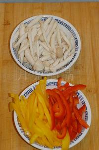 彩椒海鲜菇的做法