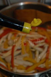 彩椒海鲜菇的做法