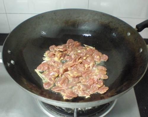 香辣鸡心的做法