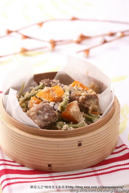 米粉蒸杂蔬排骨的做法