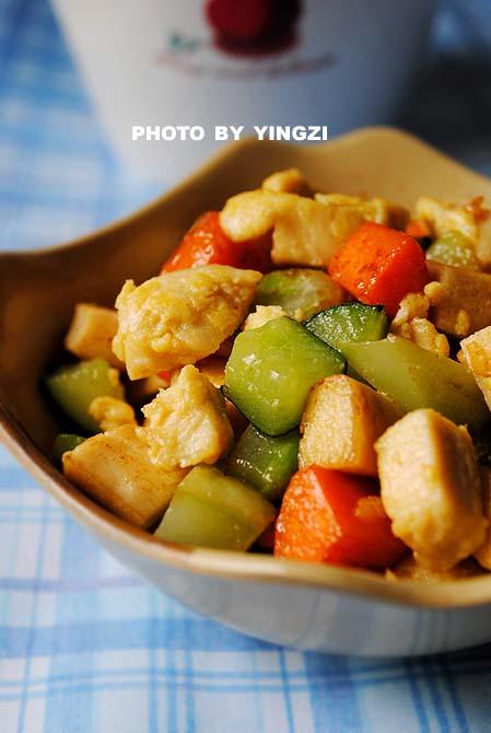 杂蔬鸡丁的做法