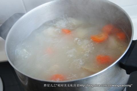 糖醋小排和连汤端的做法