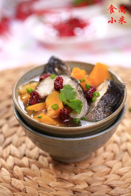 黑鱼红枣南瓜汤的做法