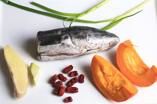 黑鱼红枣南瓜汤的做法