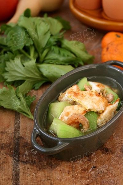 荷包蛋丝瓜汤的做法