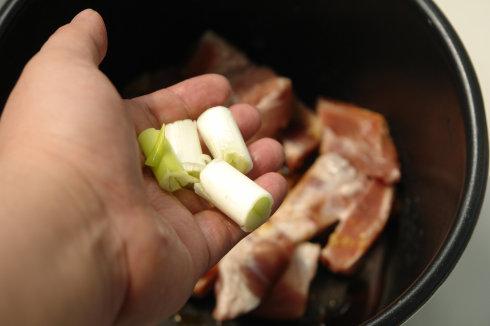 �ڽ������Źǵ�����