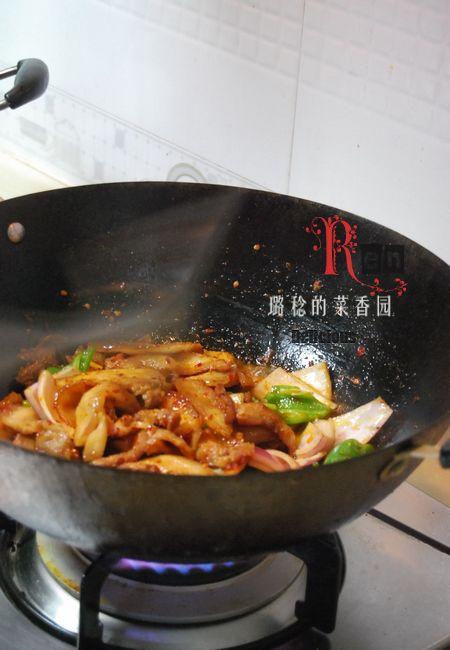 洋葱回锅肉的做法