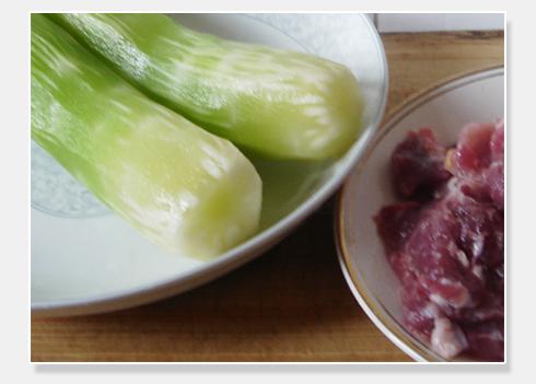 莴笋烧肉的做法