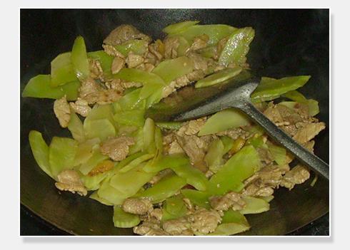 莴笋烧肉的做法