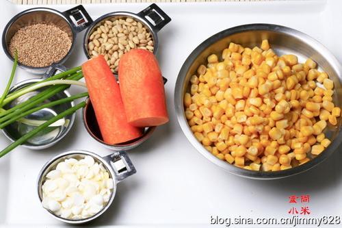 果仁玉米的做法